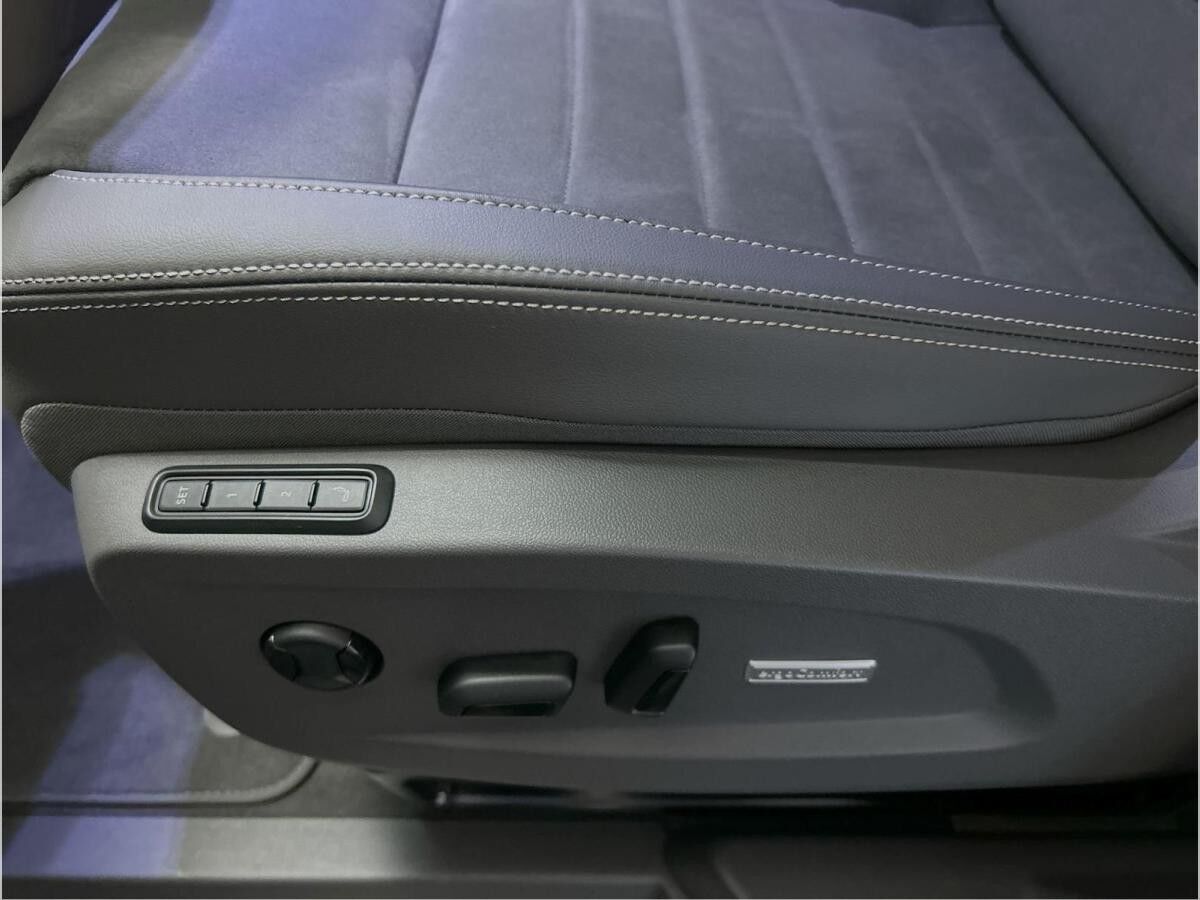 Volkswagen T7 Multivan Life 2.0 TDI DSG langer Überhang