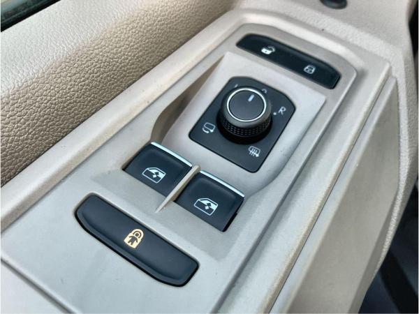 Volkswagen T7 Multivan Life 2.0 TDI DSG langer Überhang