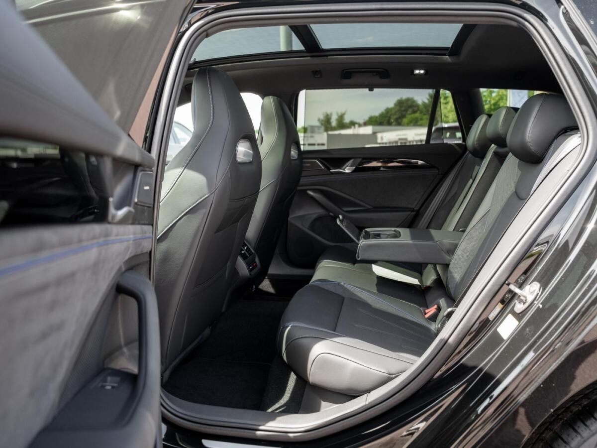Volkswagen Passat R-Line 2.0 l TDI 4MOTION DSG Aktionspreis