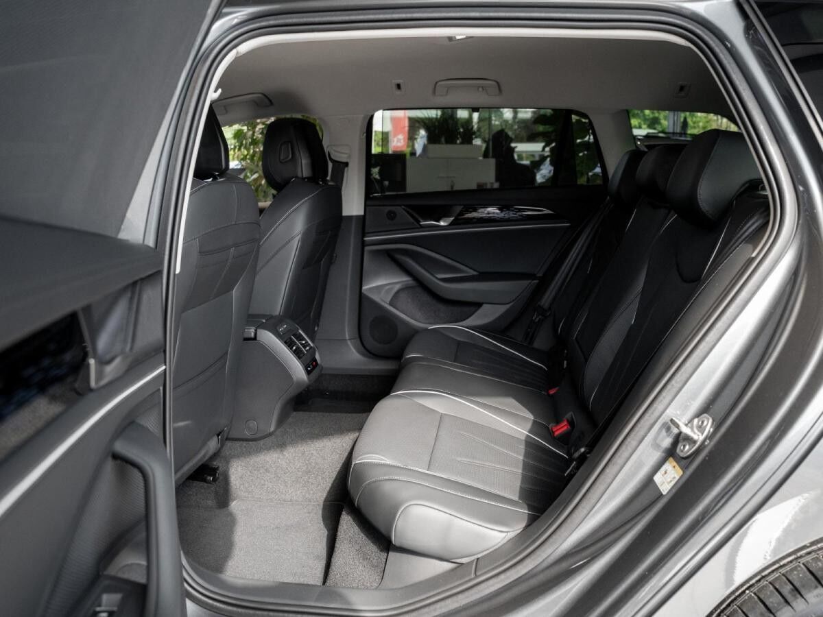 Volkswagen Passat Elegance 2.0 l TDI DSG Aktionspreis