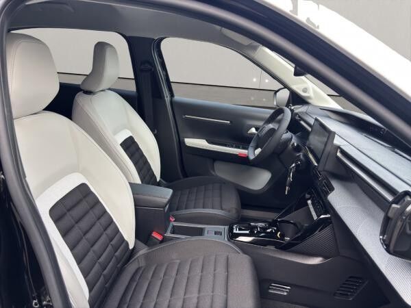 Citroën C3 Aircross 1.2 145 MAX LED+Navi+Fernlichtass.