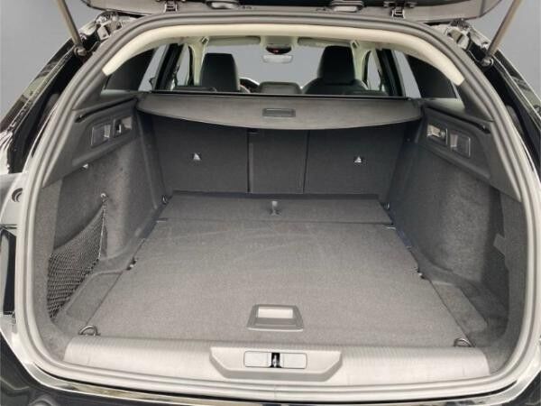 Peugeot 308 Allure SW Hybrid 1.2l 136PS +ACC+360 -KAMERA