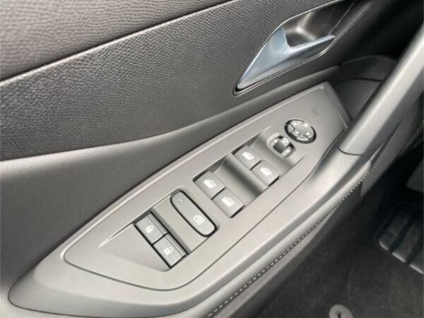 Peugeot 308 Allure SW Hybrid 1.2l 136PS +ACC+360 -KAMERA