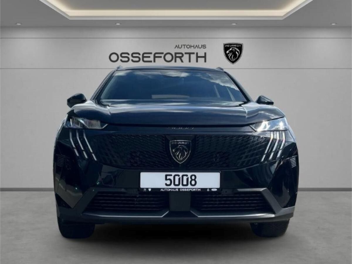 Peugeot 5008 Allure Hybrid 145PS 1.2l +KAMERA+TEMPOMAT