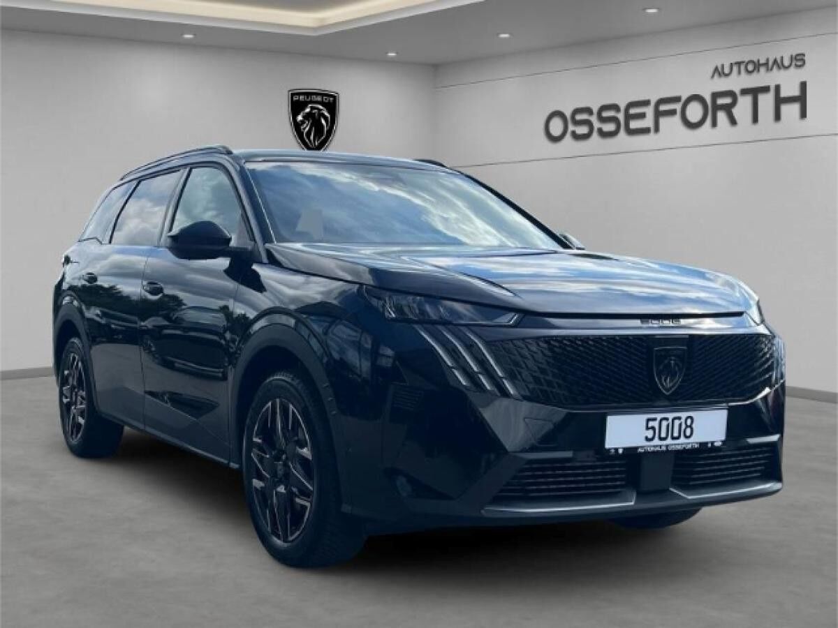 Peugeot 5008 Allure Hybrid 145PS 1.2l +KAMERA+TEMPOMAT