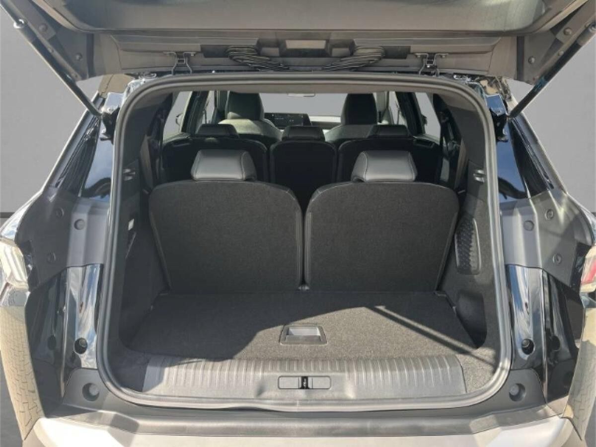 Peugeot 5008 Allure Hybrid 145PS 1.2l +KAMERA+TEMPOMAT