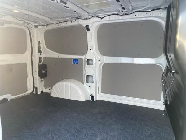 Volkswagen Transporter Kasten 2,0 TDI KR AHK+PDC+KAMERA+ZV+USB