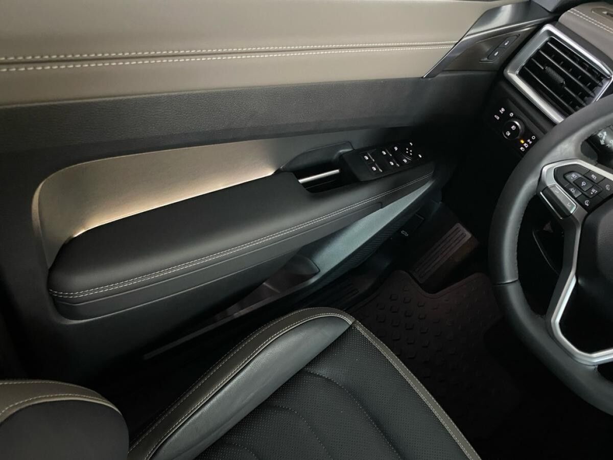 Volkswagen Amarok 3.0 TDI 4M DC Style AHK+NAVI+EL.ROLLCOVER