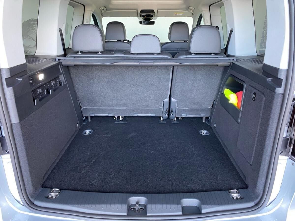 Volkswagen Caddy 1,5 TSI DSG Style PANO+NAV+SHZ+RFK+ACC+SON