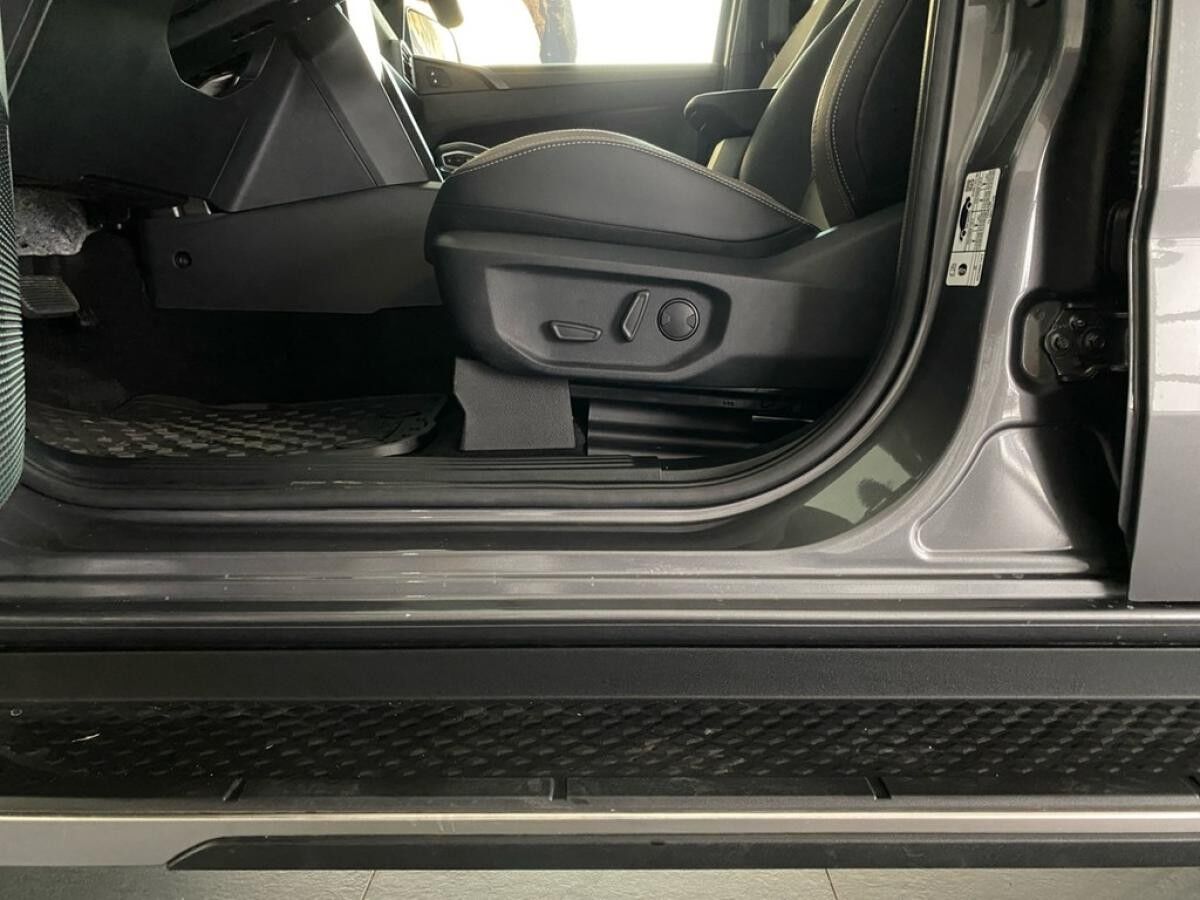 Volkswagen Amarok 3.0 TDI 4M DC Style AHK+NAVI+EL.ROLLCOVER