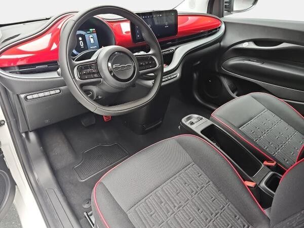 Fiat 500e ELEKTRO 42KWH (RED) MJ25