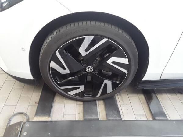 Volkswagen ID.7 Tourer GTX Tourer 4MO*Nav*AHK*360°Kam*Pano*