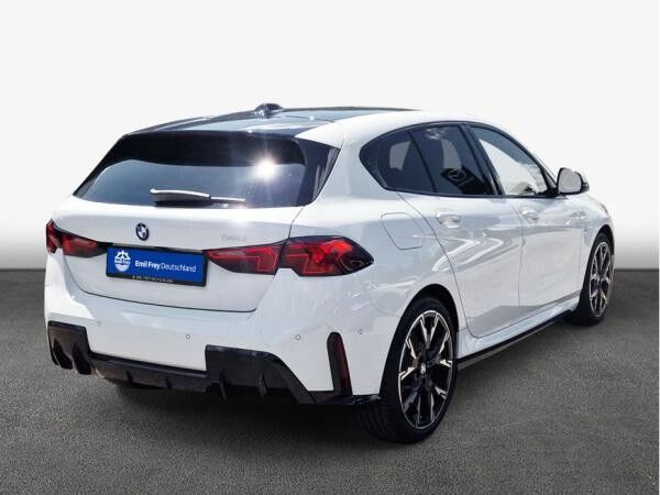 BMW 118 Lim. (F70)