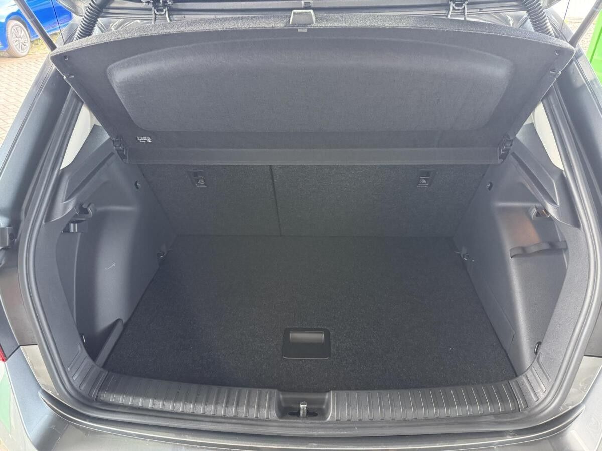 Skoda Fabia Fabia Tour 1,0 TSI 85 kW Schaltgetriebe**AKTION**