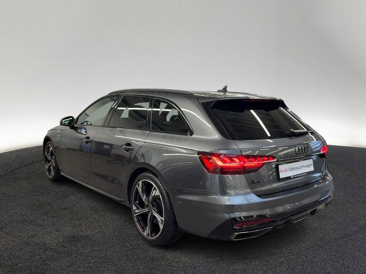 Audi A4 Avant 40 TFSI S line Pano Matrix LED Teilleder