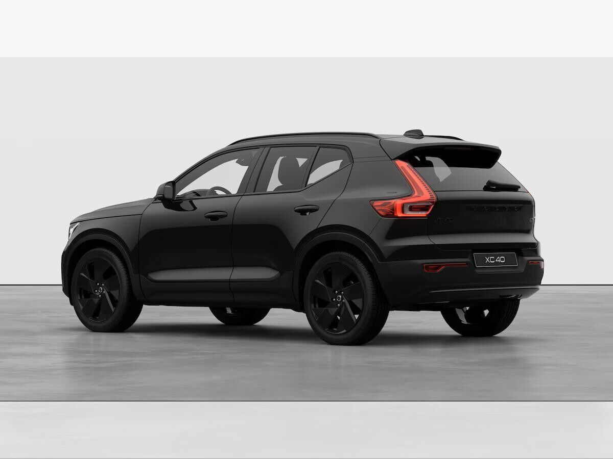 Volvo XC40 B3 Plus Black Edition | MY26 | 360* AHK sofort Verfügbar!