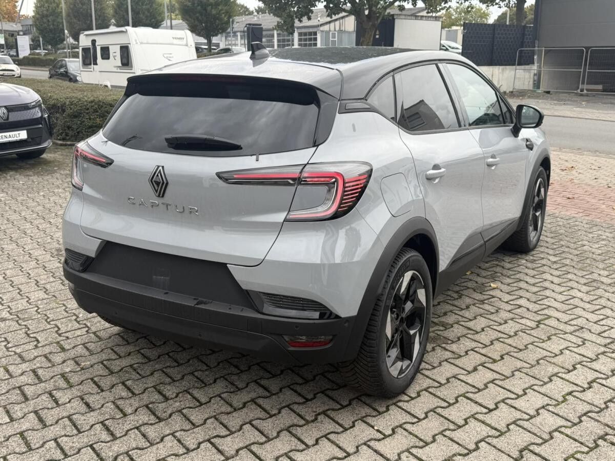 Renault Captur Techno TCe140