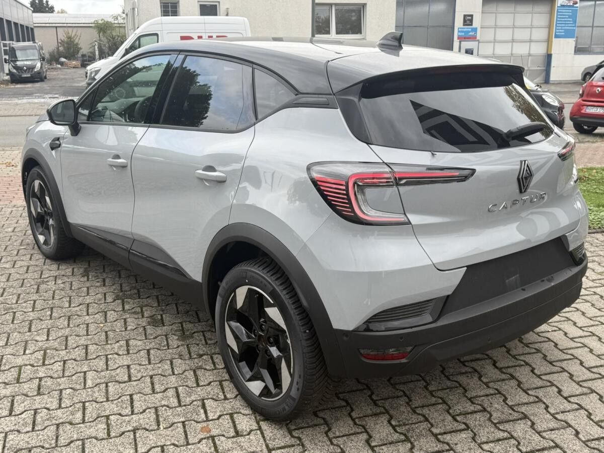 Renault Captur Techno TCe140