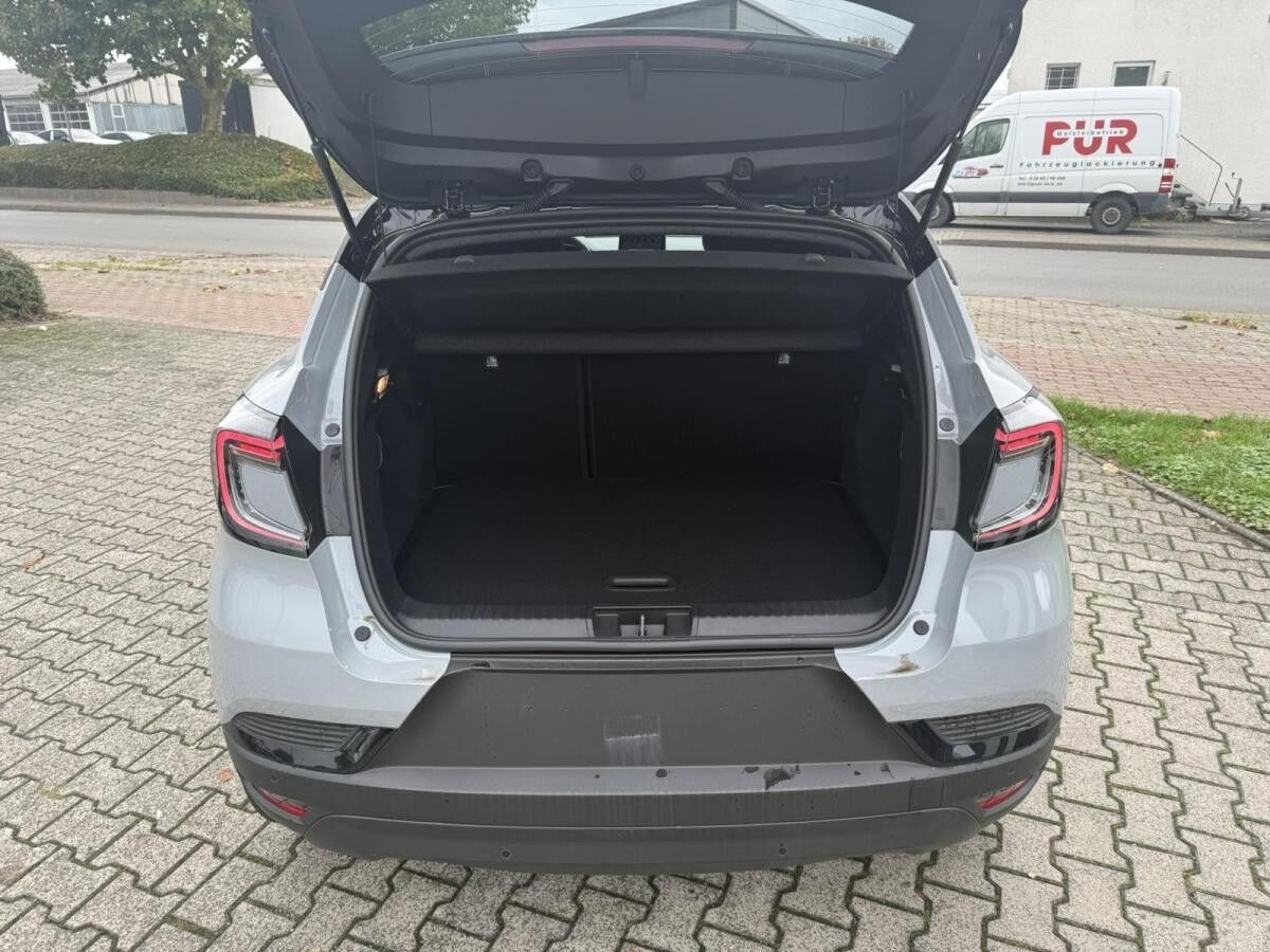 Renault Captur Techno TCe140