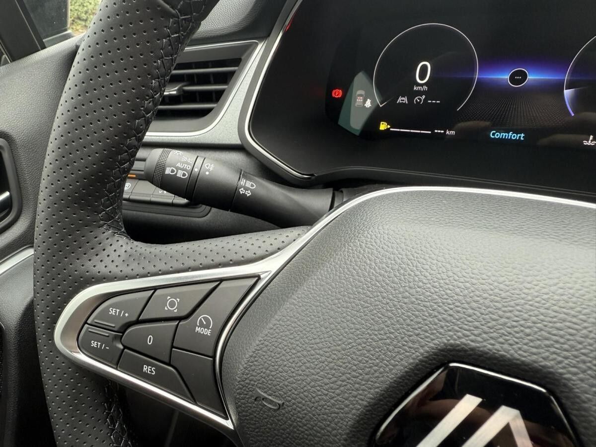 Renault Captur Techno TCe140