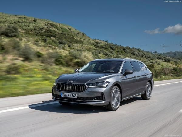 Skoda Superb Combi 1.5 TSI mHEV DSG Selection 💥LEASING KNALLER💥