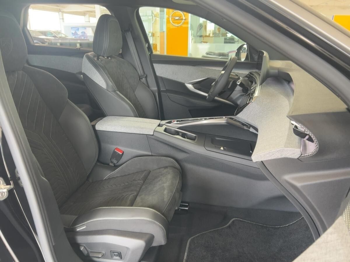 Peugeot 5008 GT Hybrid 145 - Komfort-Paket, Winter-Paket *Sofort Verfügbar*