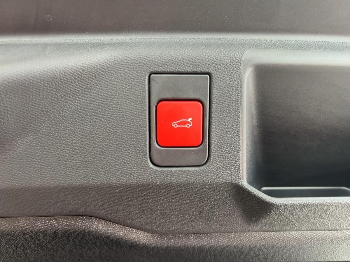 Peugeot 5008 GT Hybrid 145 - Komfort-Paket, Winter-Paket *Sofort Verfügbar*