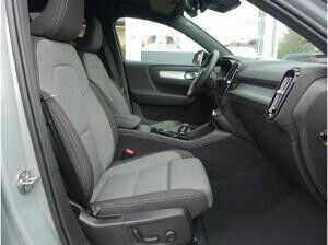 Volvo XC40 B3 Plus Black Edition