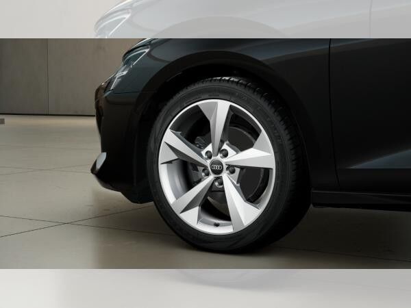 Audi A3 Limousine 35 TFSI S tro. advanced AHK virt. Cock.+ NAVI+