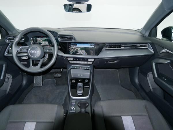 Audi A3 Limousine 35 TFSI S tro. advanced AHK virt. Cock.+ NAVI+