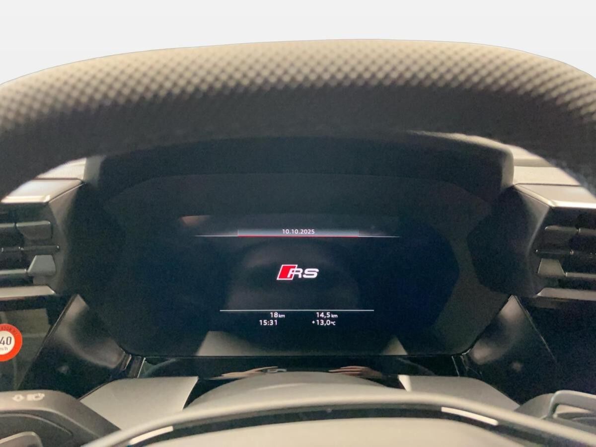 Audi RS3 RS 3 Sportback S tronic ACC AUT HUD Kam.