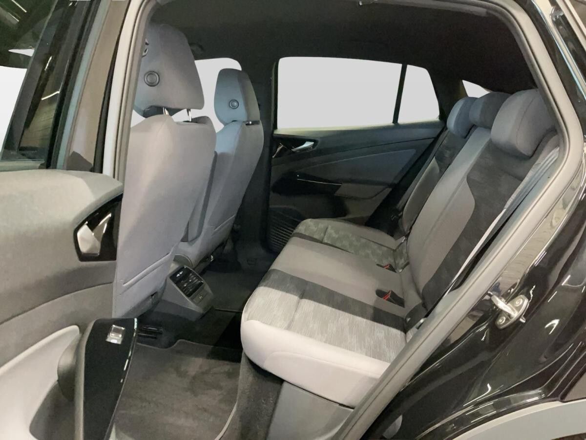 Volkswagen ID.5 Pure 2xKlima ACC AUT Akustikglas KlimaA LED