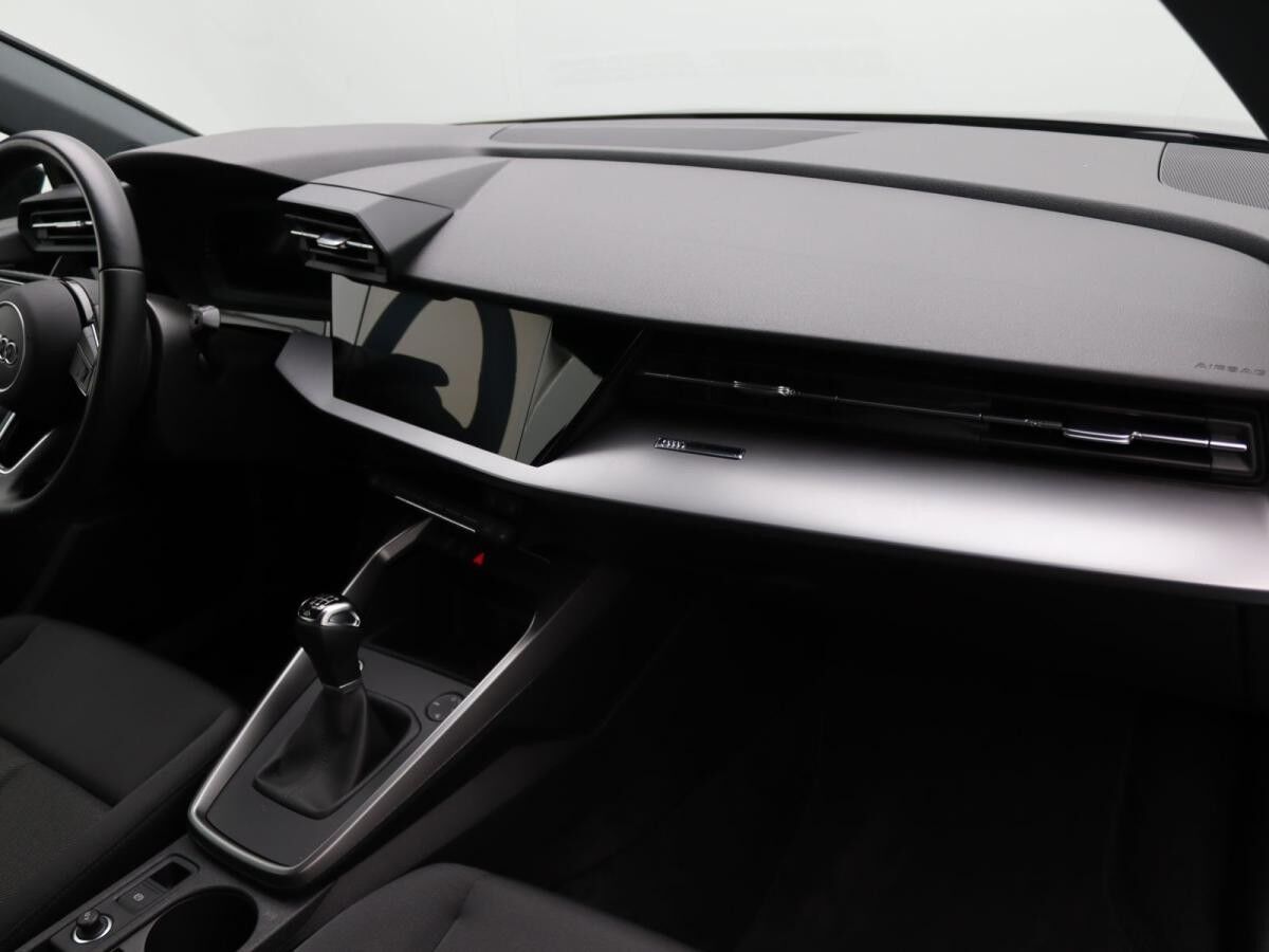 Audi A3 Sportback advanced 35 TFSI / MMI-Radio+, SHZ