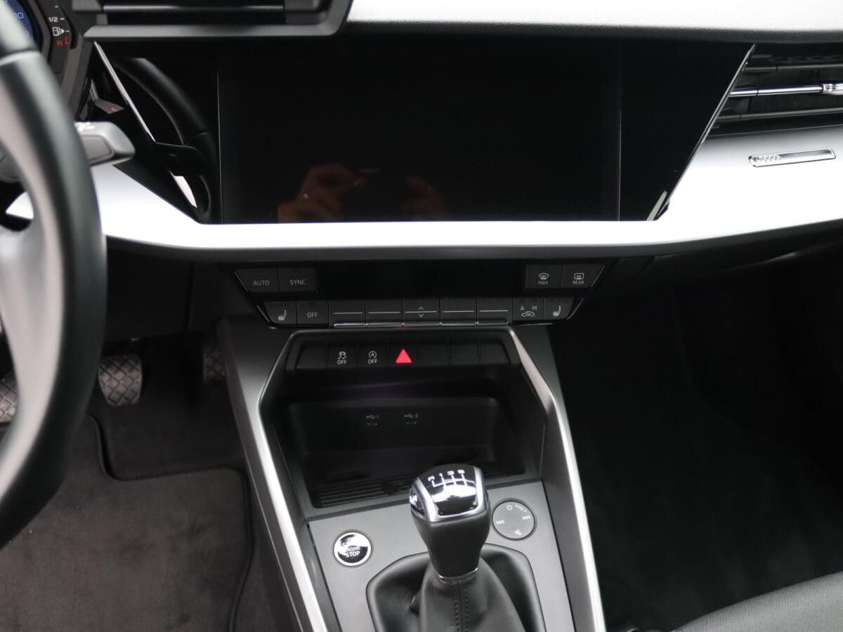 Audi A3 Sportback advanced 35 TFSI / MMI-Radio+, SHZ