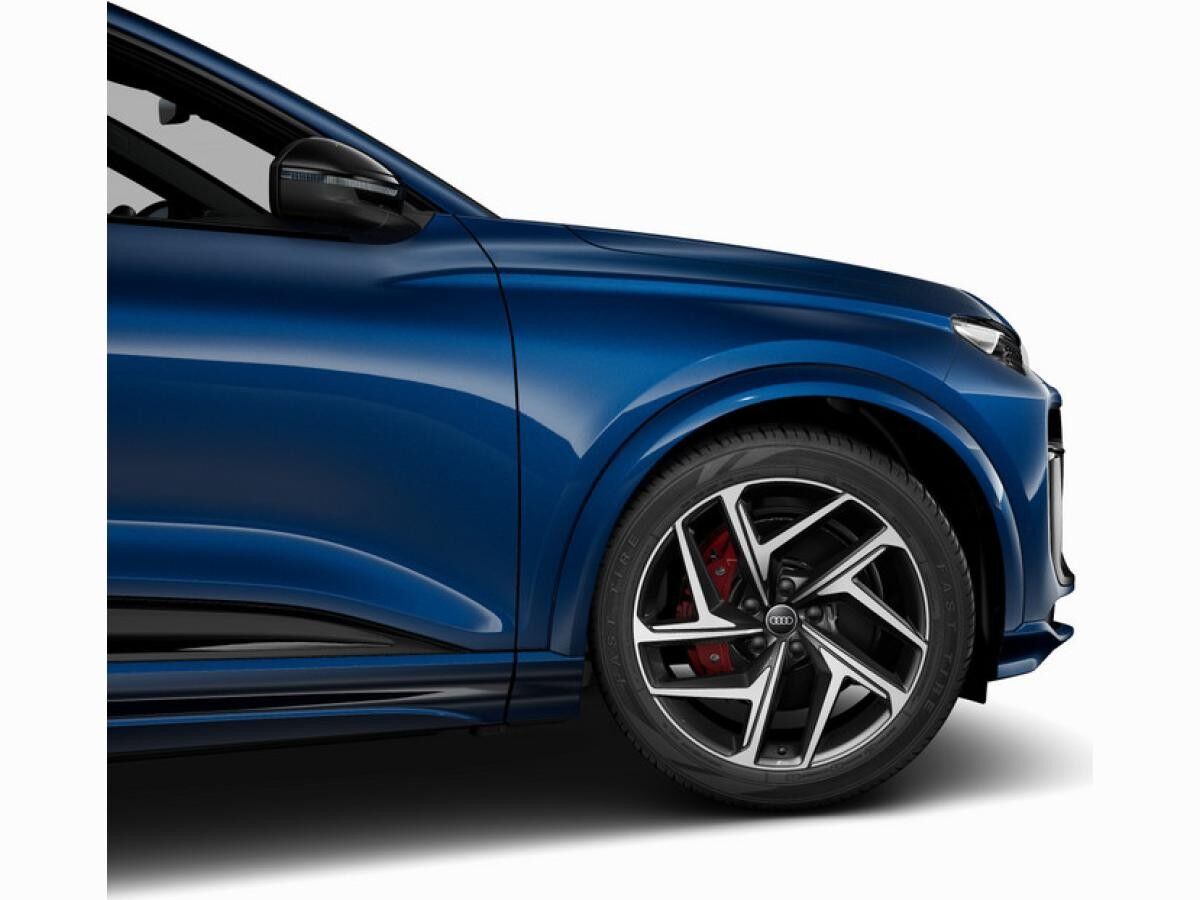 Audi SQ6 e-tron S-Sitze+/Rauten/HuD/AHK/360°/OLED/21Z Audi SQ6 e-tron S-Sitze+/Rauten/HuD/AHK/360°/OLED/21Z