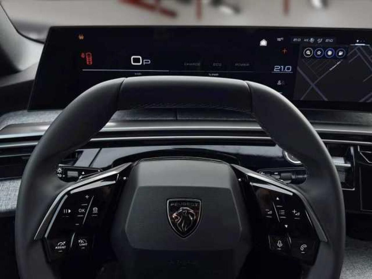 Peugeot 3008 Allure Business +Allwetter+Navi+