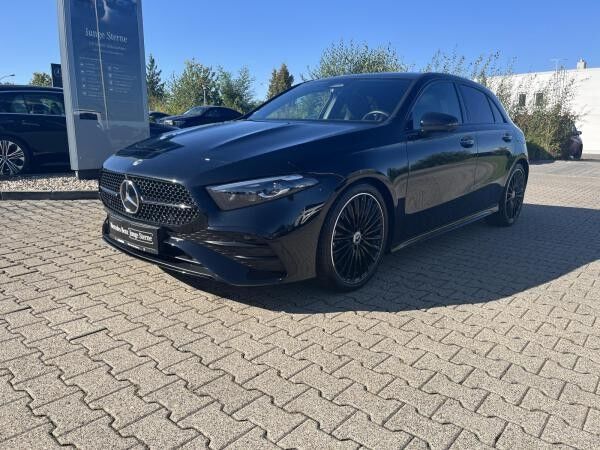 Mercedes-Benz A 250 4M AMG+Night+HeadUp+AHK+Pano+Multib+Distr+