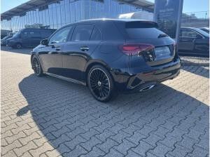 Mercedes-Benz A 250 4M AMG+Night+HeadUp+AHK+Pano+Multib+Distr+