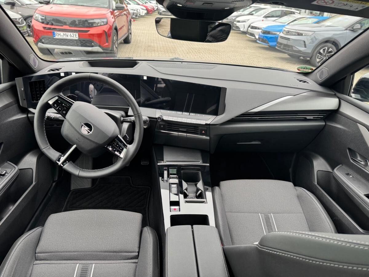 Opel Astra L Sports Tourer 1.2 Turbo ACC+AHK+LED