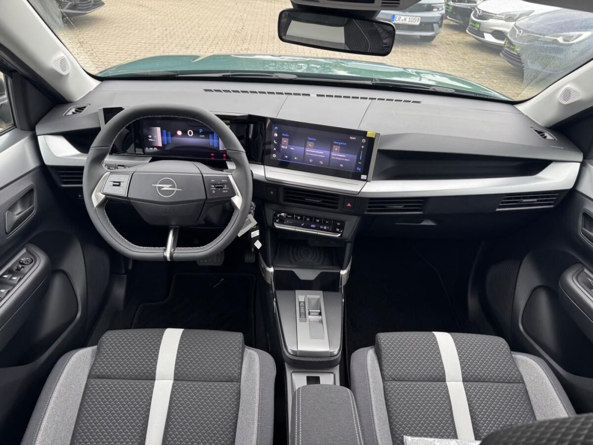 Opel Frontera 1.2 Edition LED+Fernlichtass.+PDC