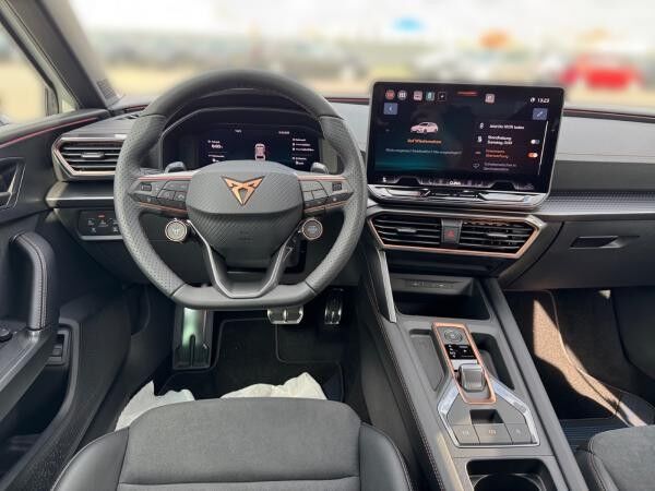 Cupra Leon Sportstourer VZ Black Ed. 1.5 e-Hybrid *AHK*Sennheiser*Intelligent*
