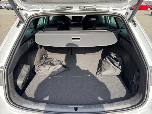 Cupra Leon Sportstourer VZ Black Ed. 1.5 e-Hybrid *AHK*Sennheiser*Intelligent*