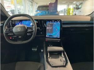 Renault Rafale Atelier Alp E-Tech Plug-in Hybrid 300 4x4 Renault Rafale Atelier Alp E-Tech Plug-in Hybrid 300 4x4