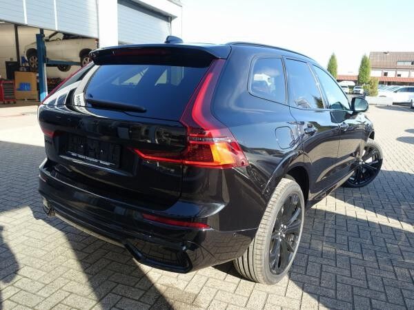 Volvo XC60 T6 AWD Plug-in Hybrid Plus Black Edition Lagom-Paket