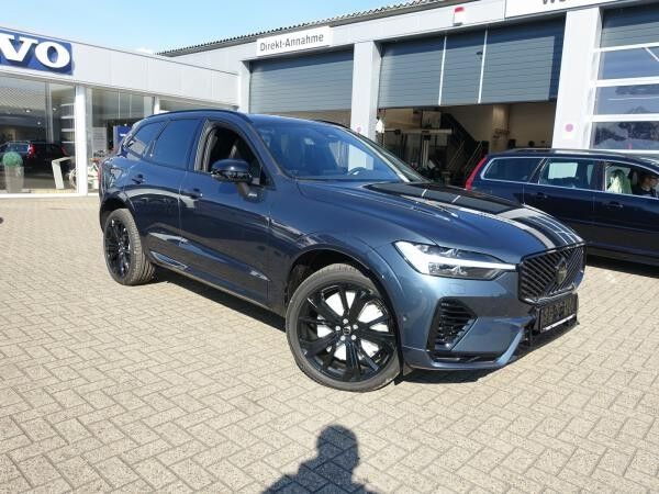 Volvo XC60 T6 AWD Plug-in Hybrid Plus Black Edition Lagom-Paket