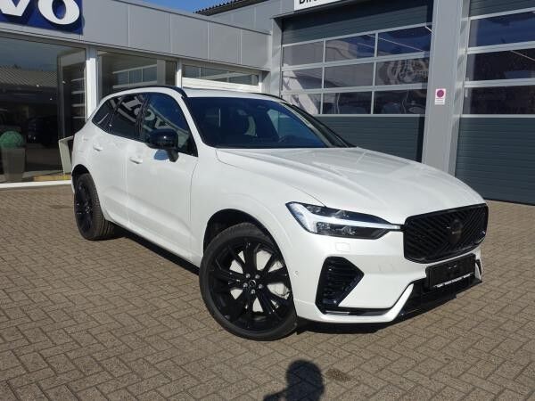 Volvo XC60 T6 AWD Plug-in Hybrid Plus Black Edition Lagom-Paket