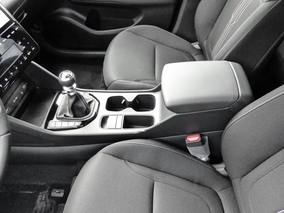 Hyundai TUCSON Advantage*Navi*RFK*SHZ*LRH*elektr. Heckkl.