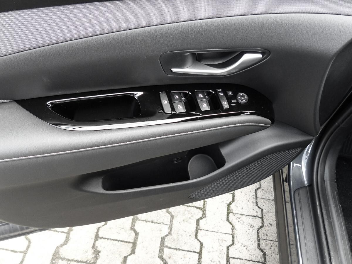 Hyundai TUCSON Advantage*Navi*RFK*SHZ*LRH*elektr. Heckkl.