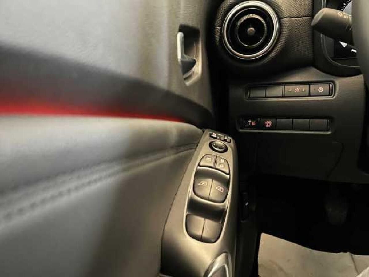 Nissan Juke 1.0 DIG-T N-Connecta + Winterpaket