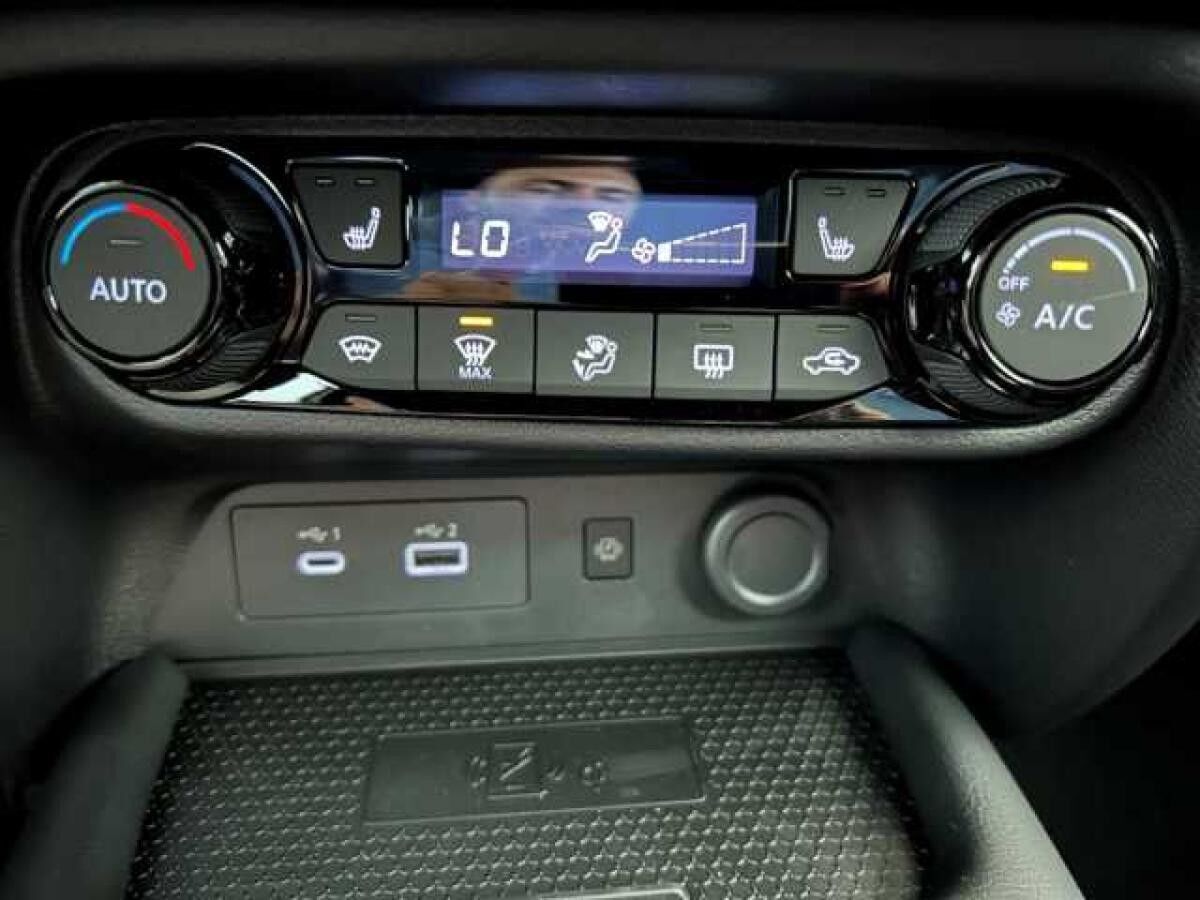 Nissan Juke 1.0 DIG-T N-Connecta + Winterpaket